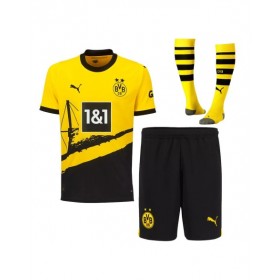 Borussia Dortmund Jersey Whole Kit 202324 Home