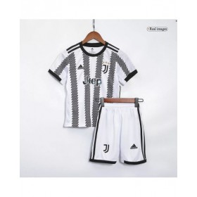 Youth Juventus Jersey Kit 2022/23 Home